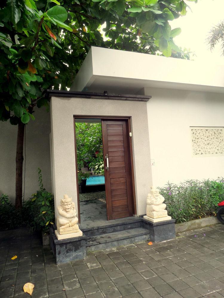 होटल The Pavilion Kuta Kuta (Bali)